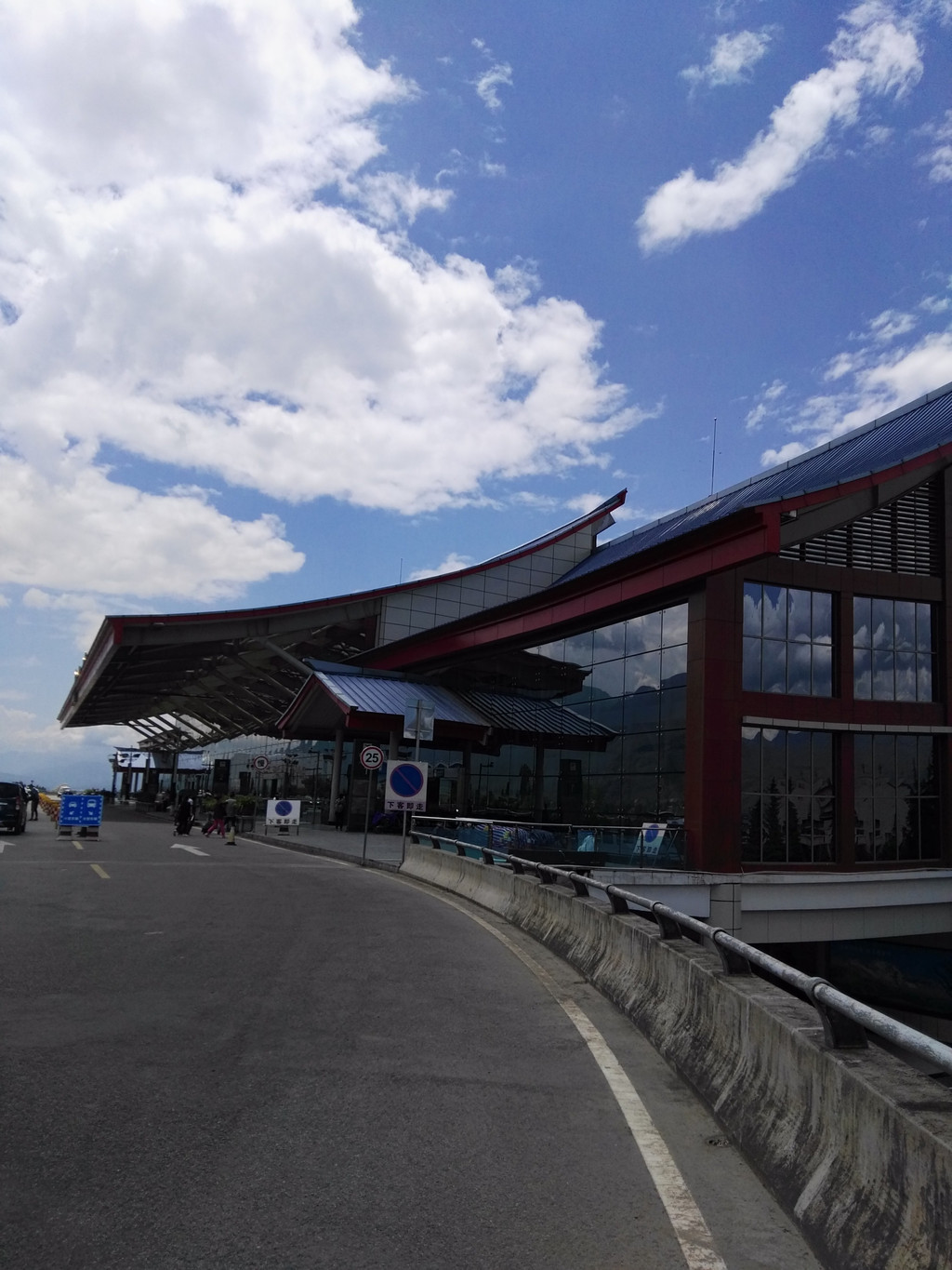 丽江三义机场附近景点图片
