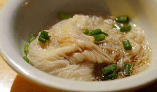 旅游攻略社区>目的地>线面>线面是当地的传统面食