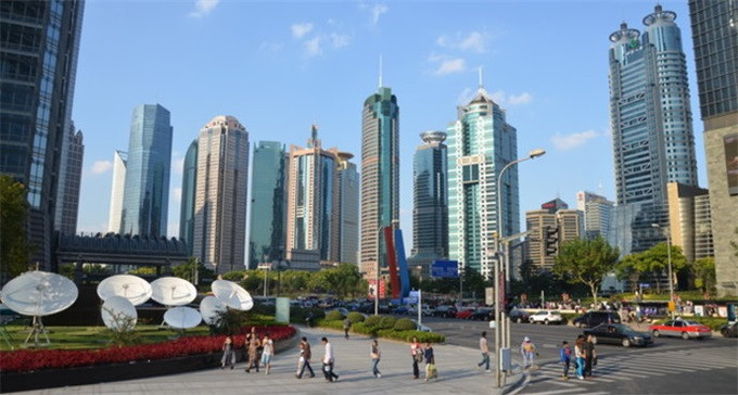 上海和巴黎经济总量_巴黎圣母院图片