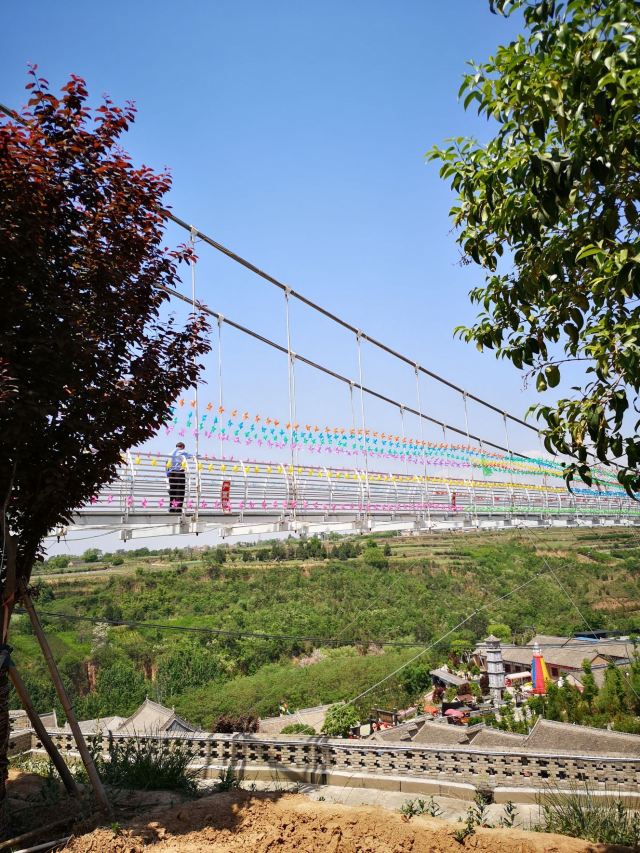 宝鸡七星河小镇玻璃天桥