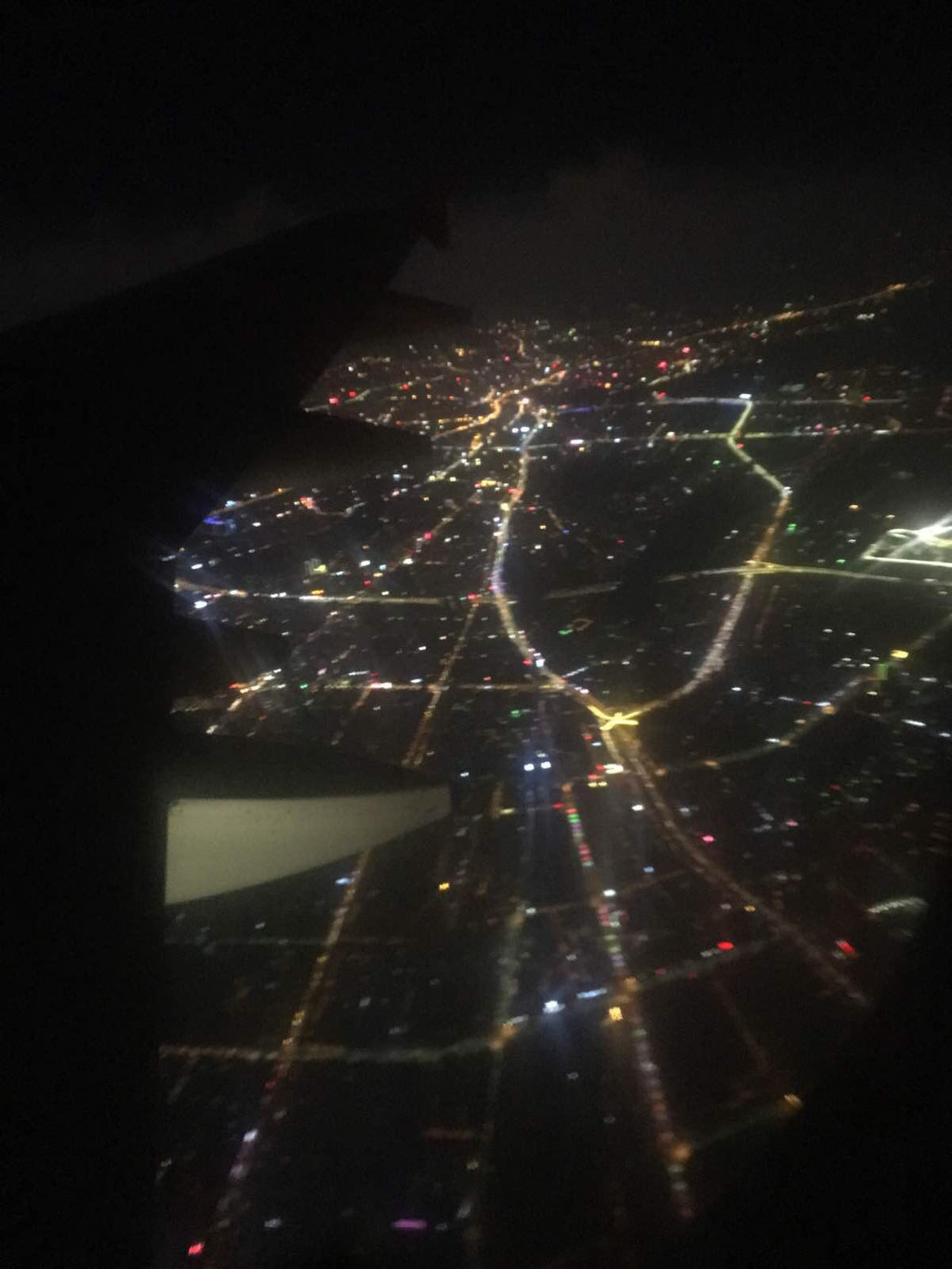 乌鲁木齐飞机场夜景图片