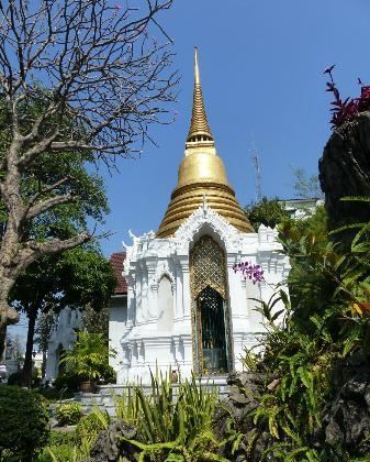 拉查波比托寺