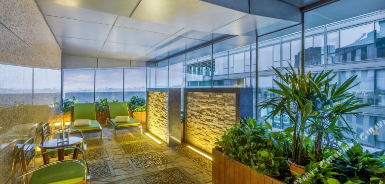 北京丽晶酒店1-3晚 可加购多景区门票·位于金宝街,步行可到王府井