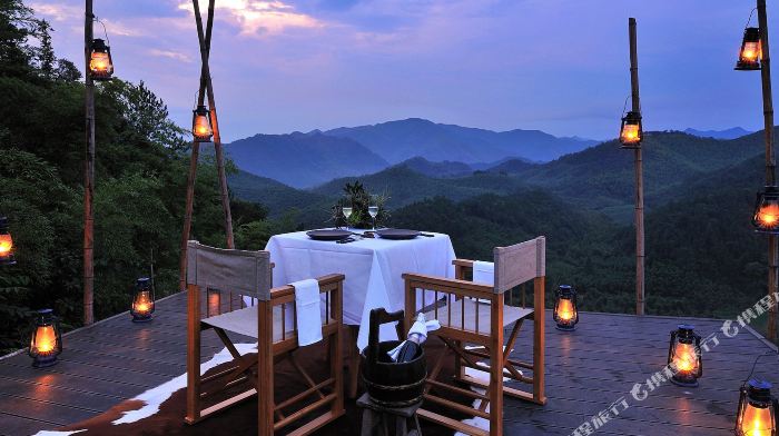 网红木屋高铁往返莫干山裸心谷1晚山野禅意清新自然高山流水山间竹林