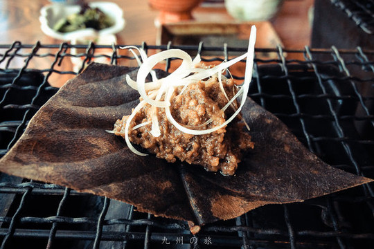 以为是肉末,事实上是鱼末~是让拌在米饭里的