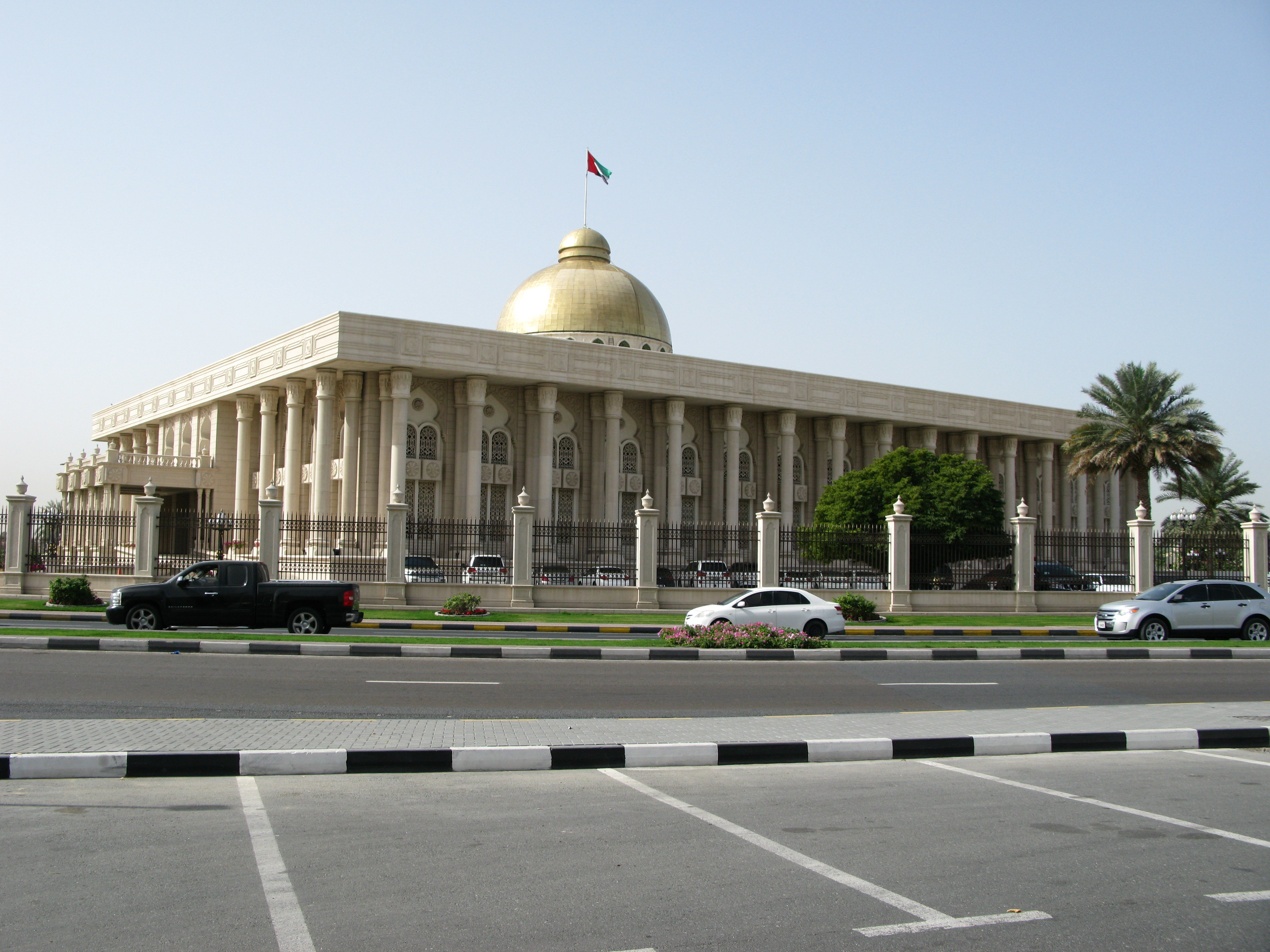 假装土豪过新年,羊羊得意游迪拜