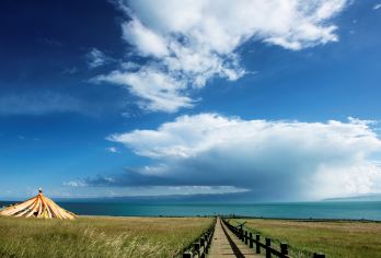 拉脊山日出+青海湖+日月山一日游【5A级景区青海湖二郎剑，全程无坑无购物！】