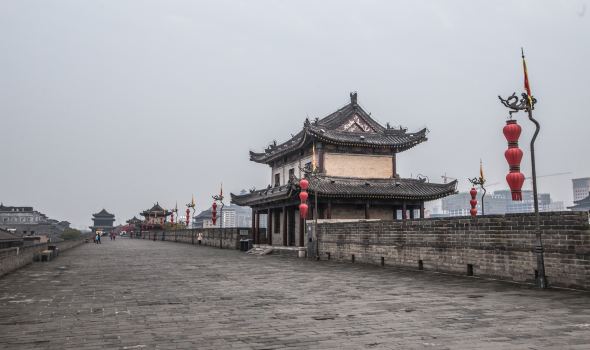 西安旅游攻略大全5天4晚价格 CggYGVaPTNCAMEDIAC8-GfAEi5s344_C_590_350.jpg
