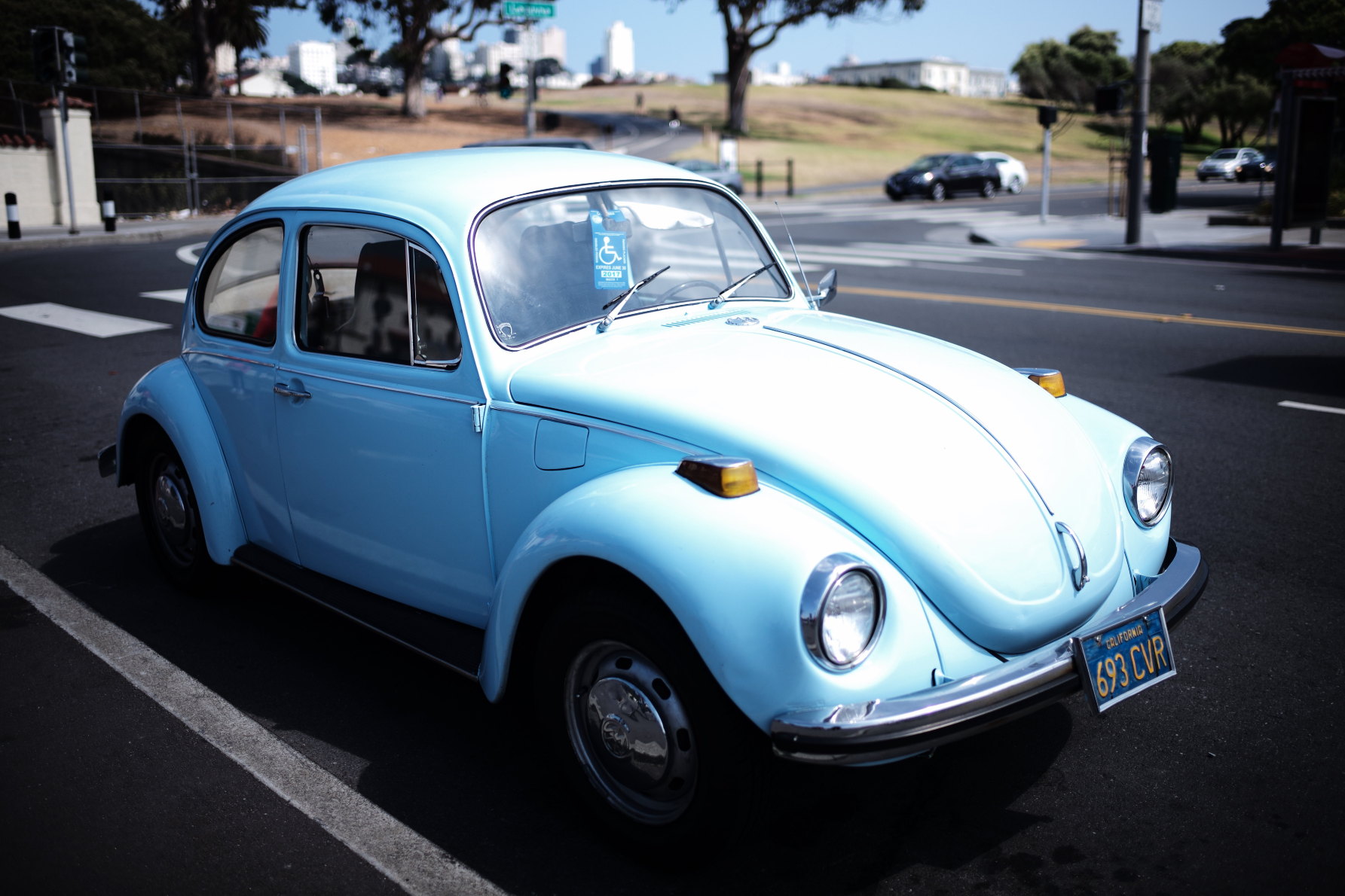 美国复古的小车有好多 小意大利