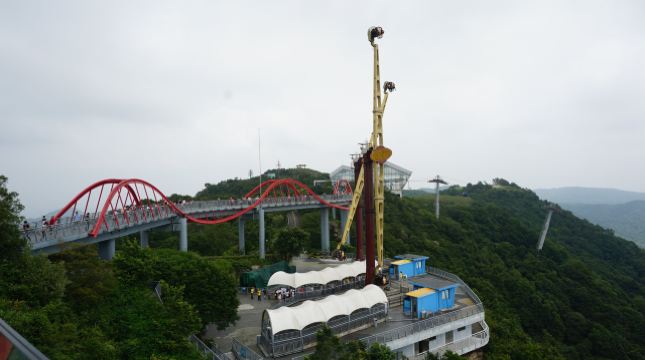 云霄飞轮.