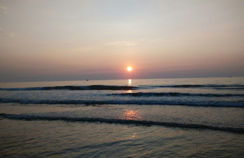 湛江东海岛龙海天一个日出最美的地方