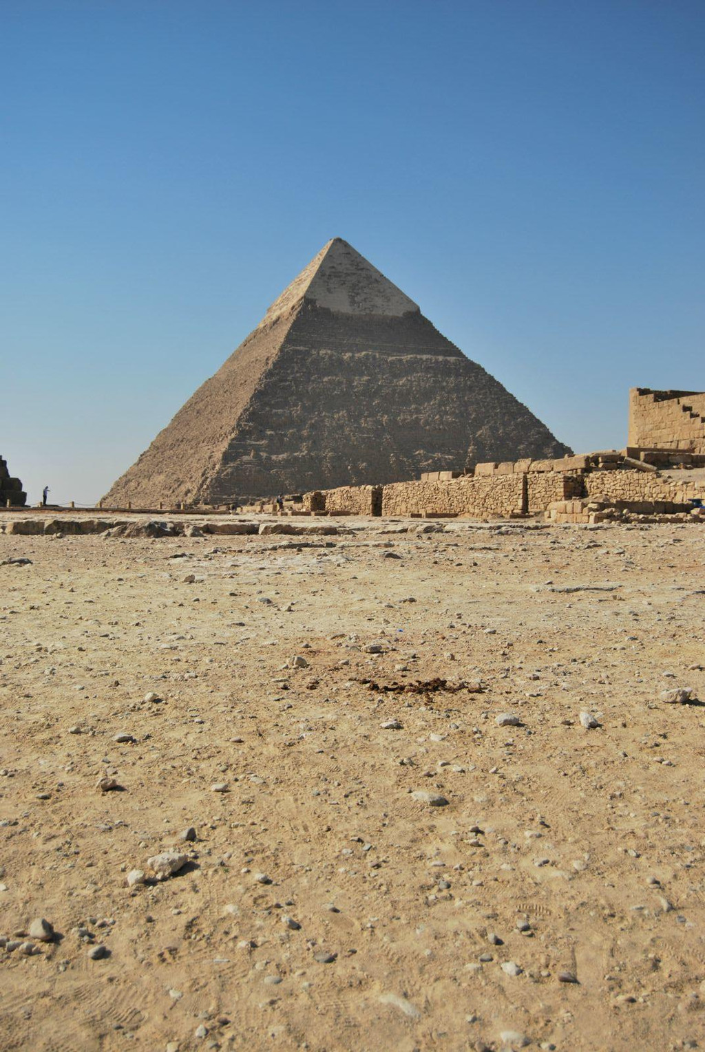  pyramid of khafre