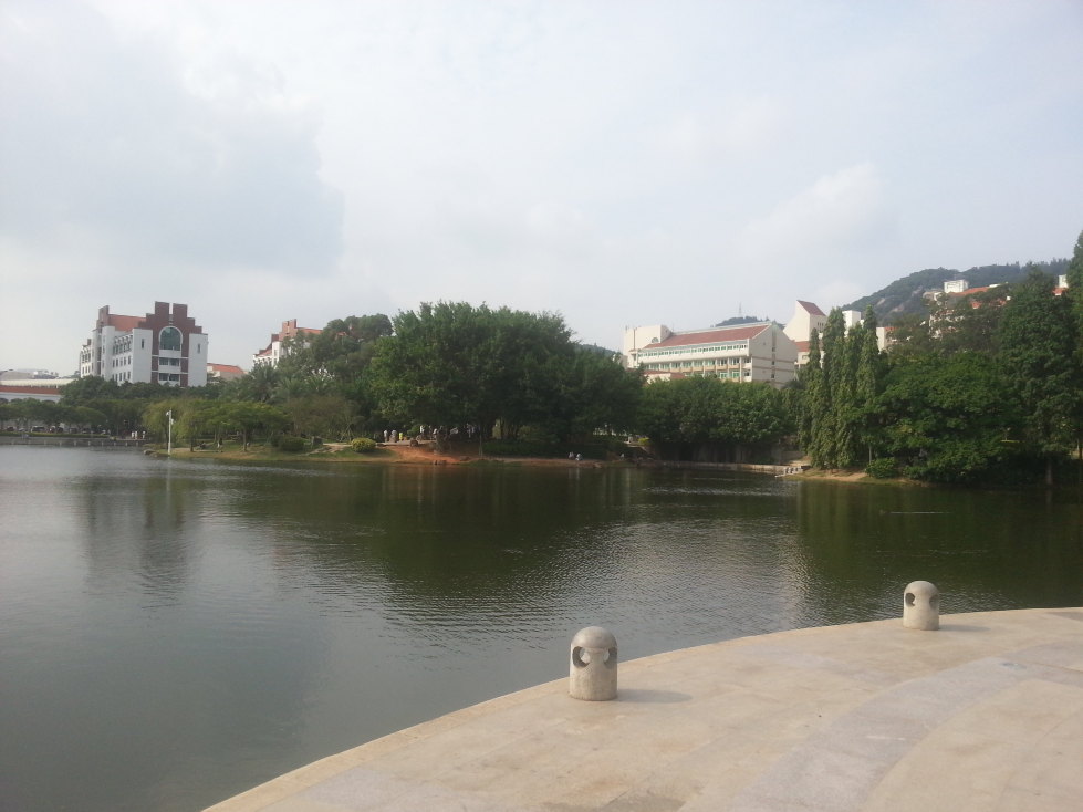 厦门大学情人湖
