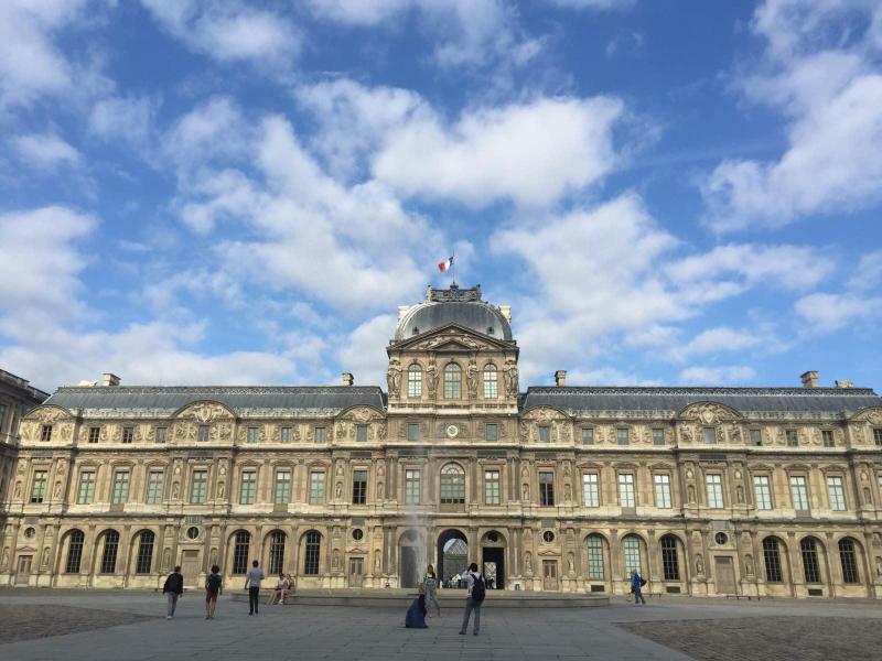 三傻大闹意法瑞