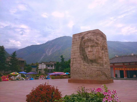泸沽湖,蓝水晶般的湖水自驾之旅