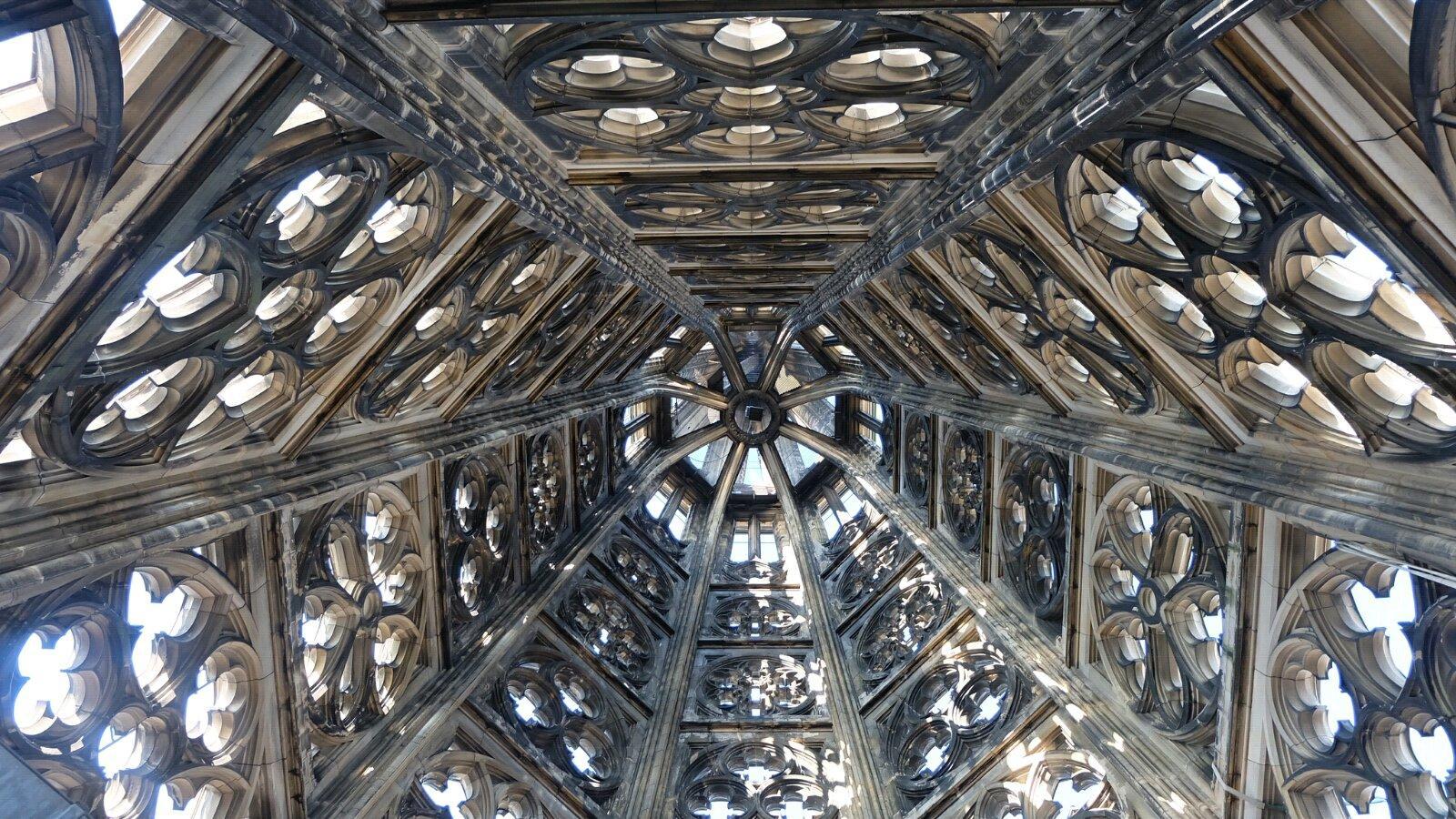 教堂顶部. 科隆大教堂