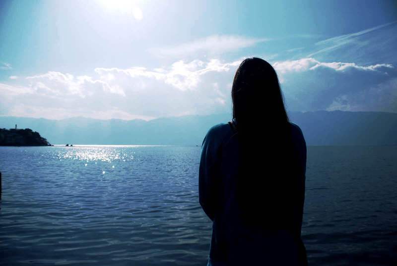 洱海边的背影～ 双廊