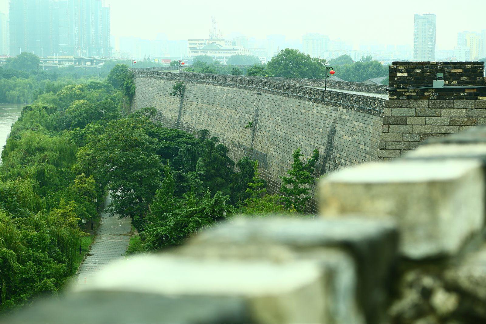 回酒店用午餐 自助午餐也是包含在套餐里的 很划算哦  南京金汇大酒店