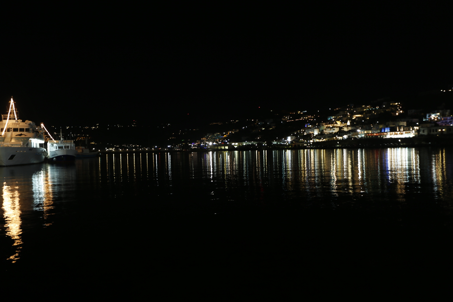 美丽的米克诺斯岛-圣托里尼岛(希腊)