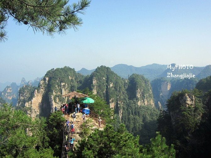 长沙旅游攻略11月岳麓山风景 32577f23fa55432fadd6cb7b1982e44e_C_671_10000_Q90.jpg